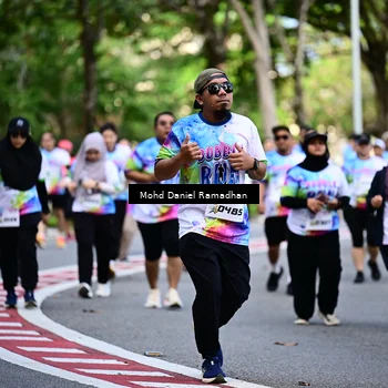 Runner Photo 8412727