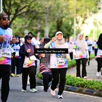 Runner Photo 8412733