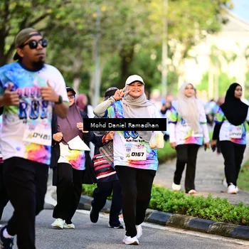 Runner Photo 8412743