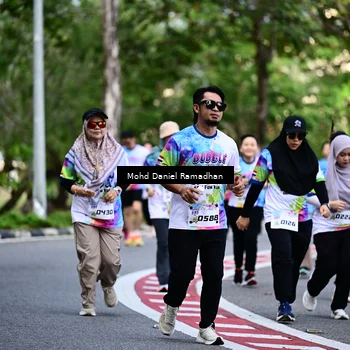 Runner Photo 8412753