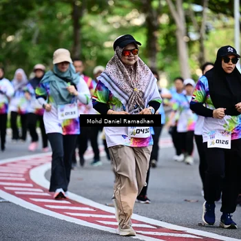 Runner Photo 8412772