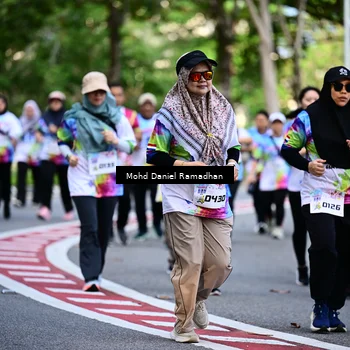 Runner Photo 8412774