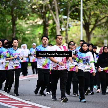 Runner Photo 8412790