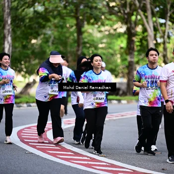 Runner Photo 8412797