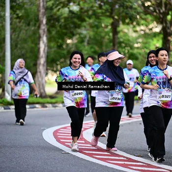 Runner Photo 8412805