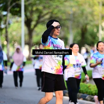Runner Photo 8412833