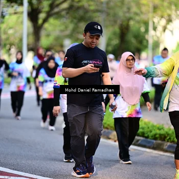 Runner Photo 8412865