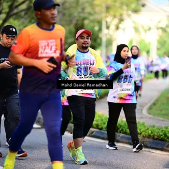 Runner Photo 8412868