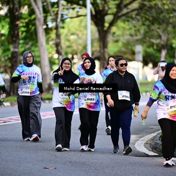 Runner Photo 8412871