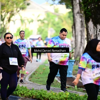 Runner Photo 8412890