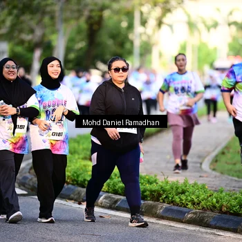 Runner Photo 8412891