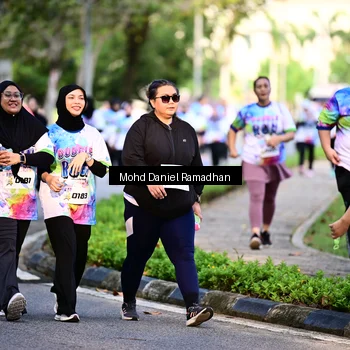 Runner Photo 8412896