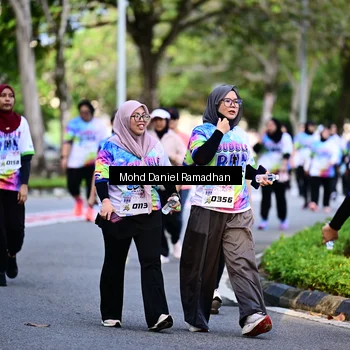 Runner Photo 8412898