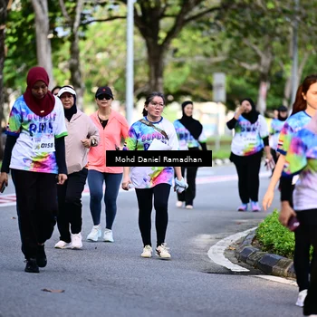 Runner Photo 8412909