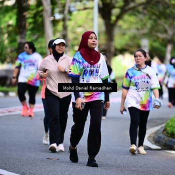 Runner Photo 8412916
