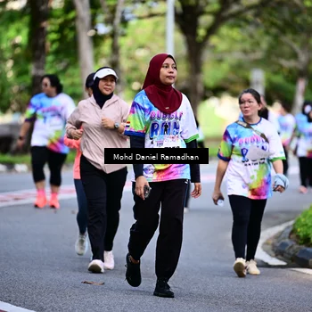 Runner Photo 8412921