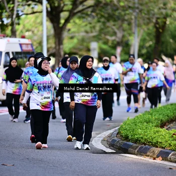 Runner Photo 8412935