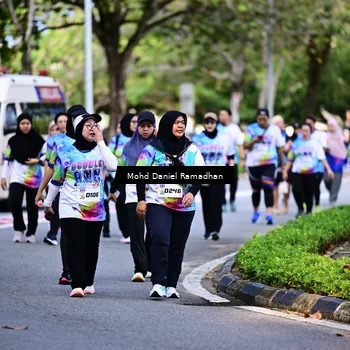 Runner Photo 8412936