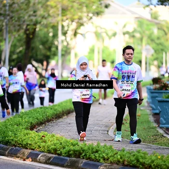 Runner Photo 8412942