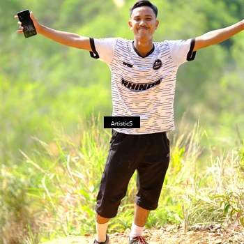 Runner Photo 8412943