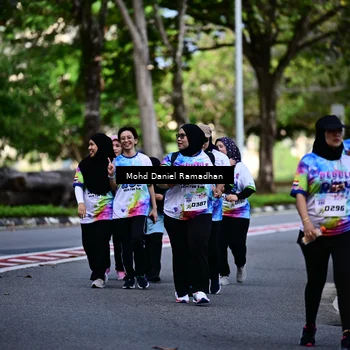 Runner Photo 8412947