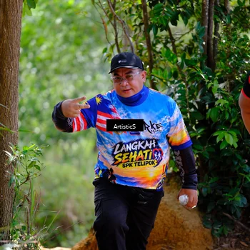 Runner Photo 8412968