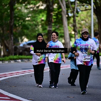 Runner Photo 8412972