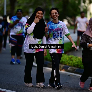 Runner Photo 8412976