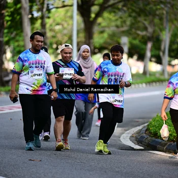 Runner Photo 8413006