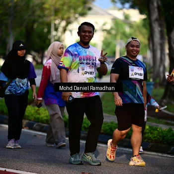 Runner Photo 8413030