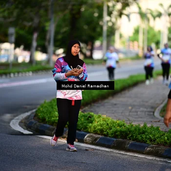 Runner Photo 8413037