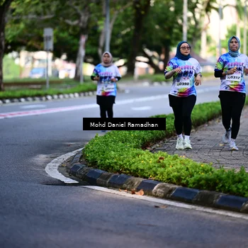 Runner Photo 8413064