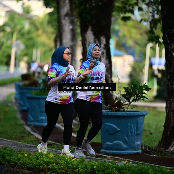 Runner Photo 8413075