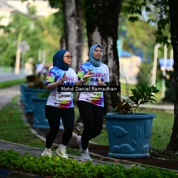 Runner Photo 8413088