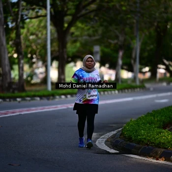 Runner Photo 8413092
