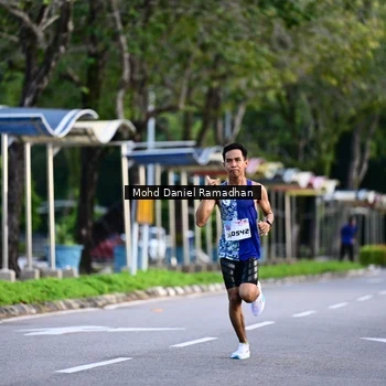 Runner Photo 8413122