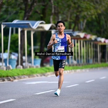 Runner Photo 8413131