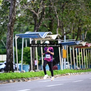 Runner Photo 8413135