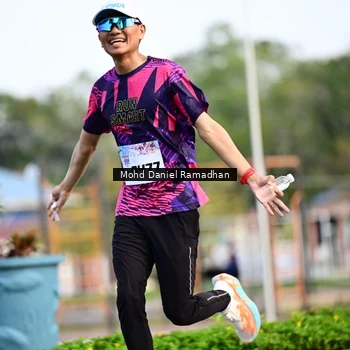 Runner Photo 8413198