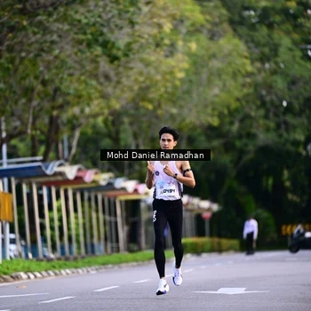 Runner Photo 8413200