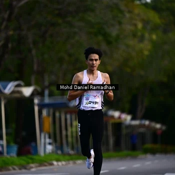 Runner Photo 8413202