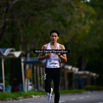 Runner Photo 8413207