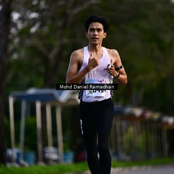 Runner Photo 8413212