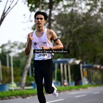 Runner Photo 8413215