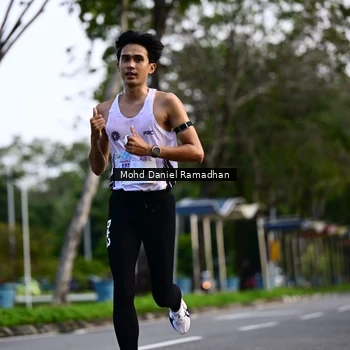 Runner Photo 8413225