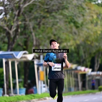 Runner Photo 8413231