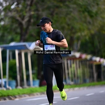 Runner Photo 8413243