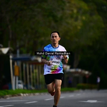 Runner Photo 8413248