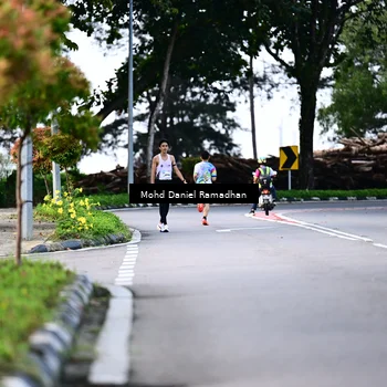 Runner Photo 8413259