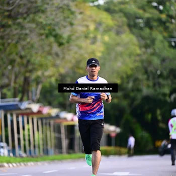 Runner Photo 8413281